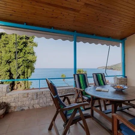 בית נופש Xiro Retreat *