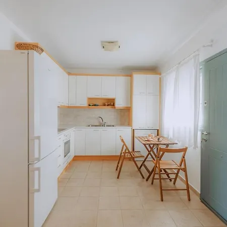 Xiro Retreat *