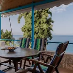 Xiro Retreat