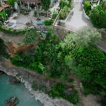 Xiro Retreat *
