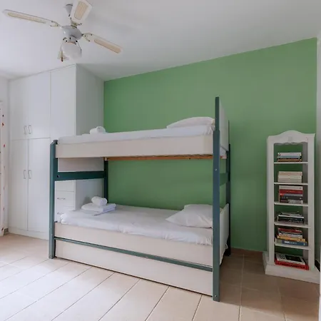 Xiro Retreat *