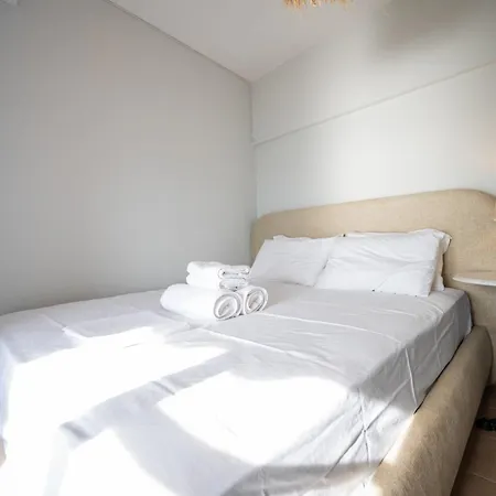 Xiro Retreat Holiday home *