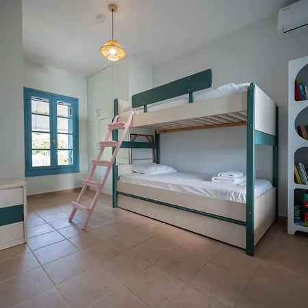 Xiro Retreat *